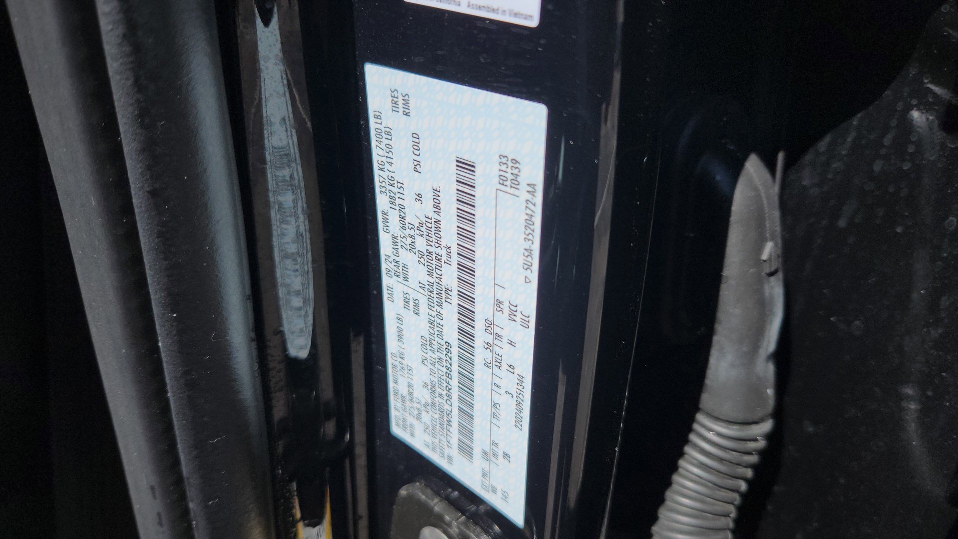 Certified 2024 Ford F150 Lariat w/ FX4 Off-Road Package image 22