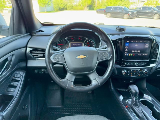 Used 2022 Chevrolet Traverse LT AWD/4WD image 16