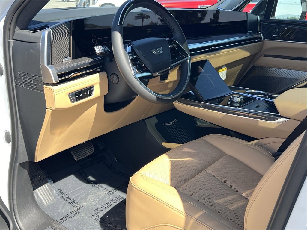 New 2026 Cadillac Escalade IQL Sport 2 image 9