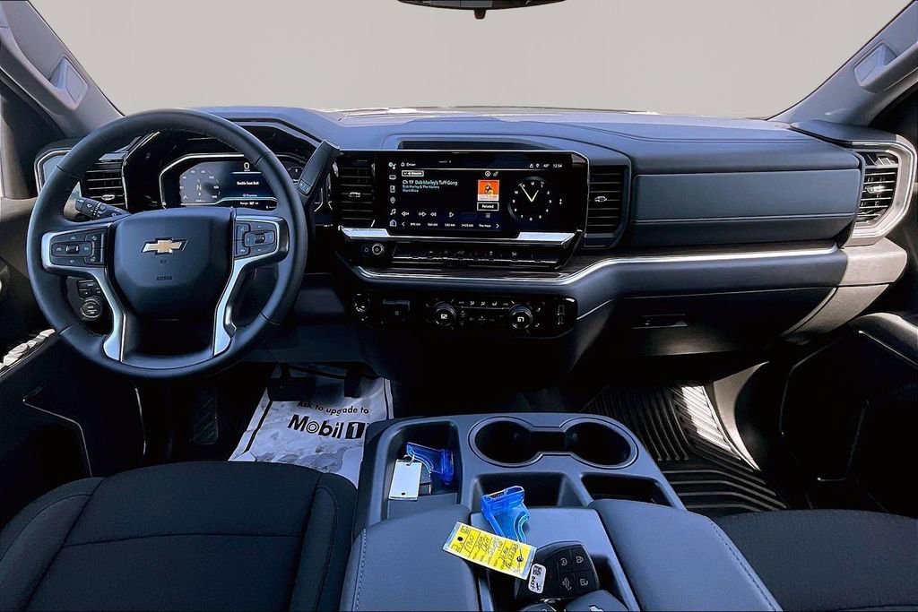 New 2025 Chevrolet Silverado 1500 LT AWD/4WD image 6