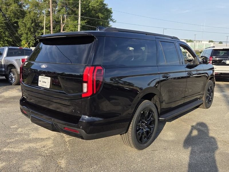 New 2027 Ford Expedition Max Platinum AWD/4WD image 13