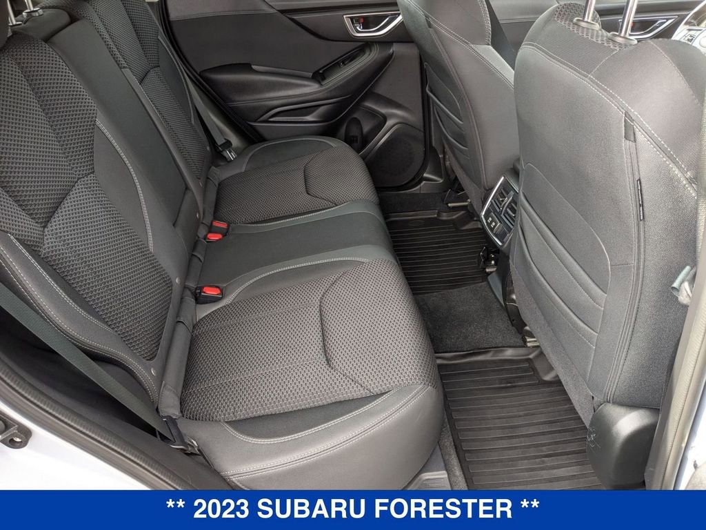 Used 2023 Subaru Forester Premium image 32