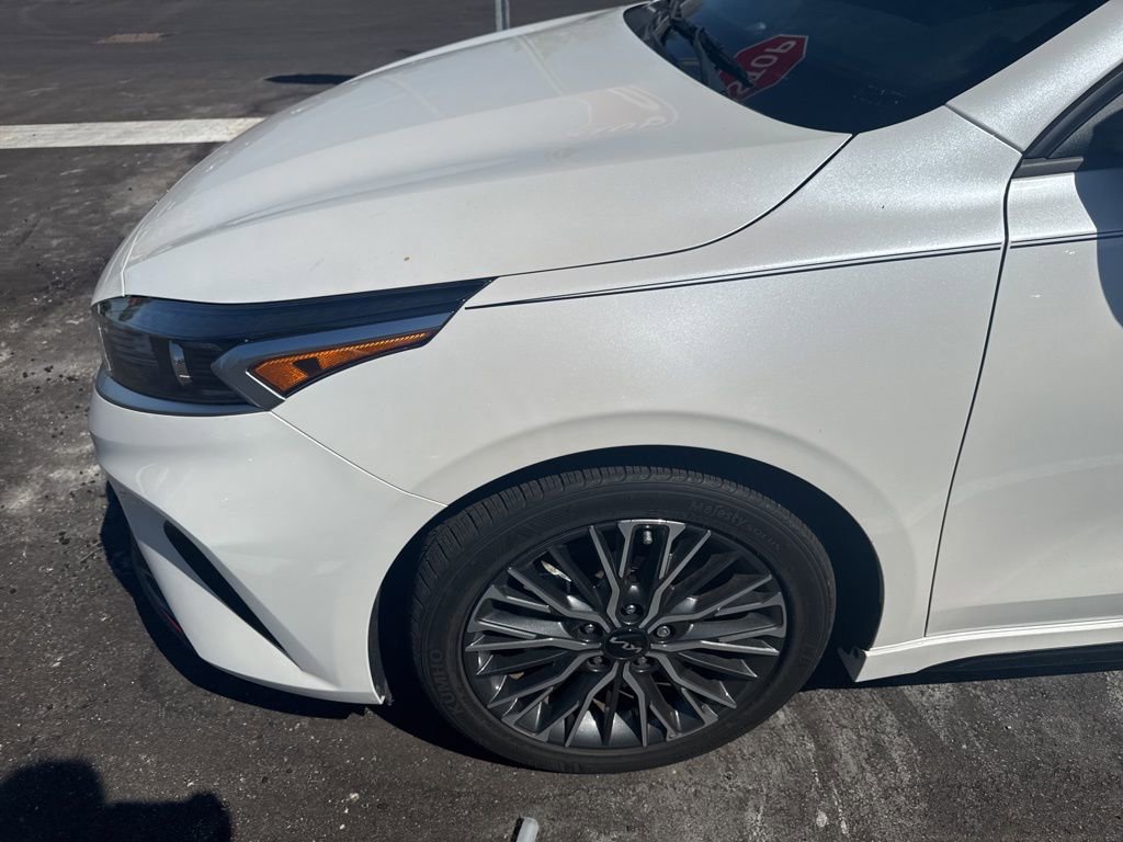 Used 2023 Kia Forte GT-Line w/ GT-Line Technology Package image 9