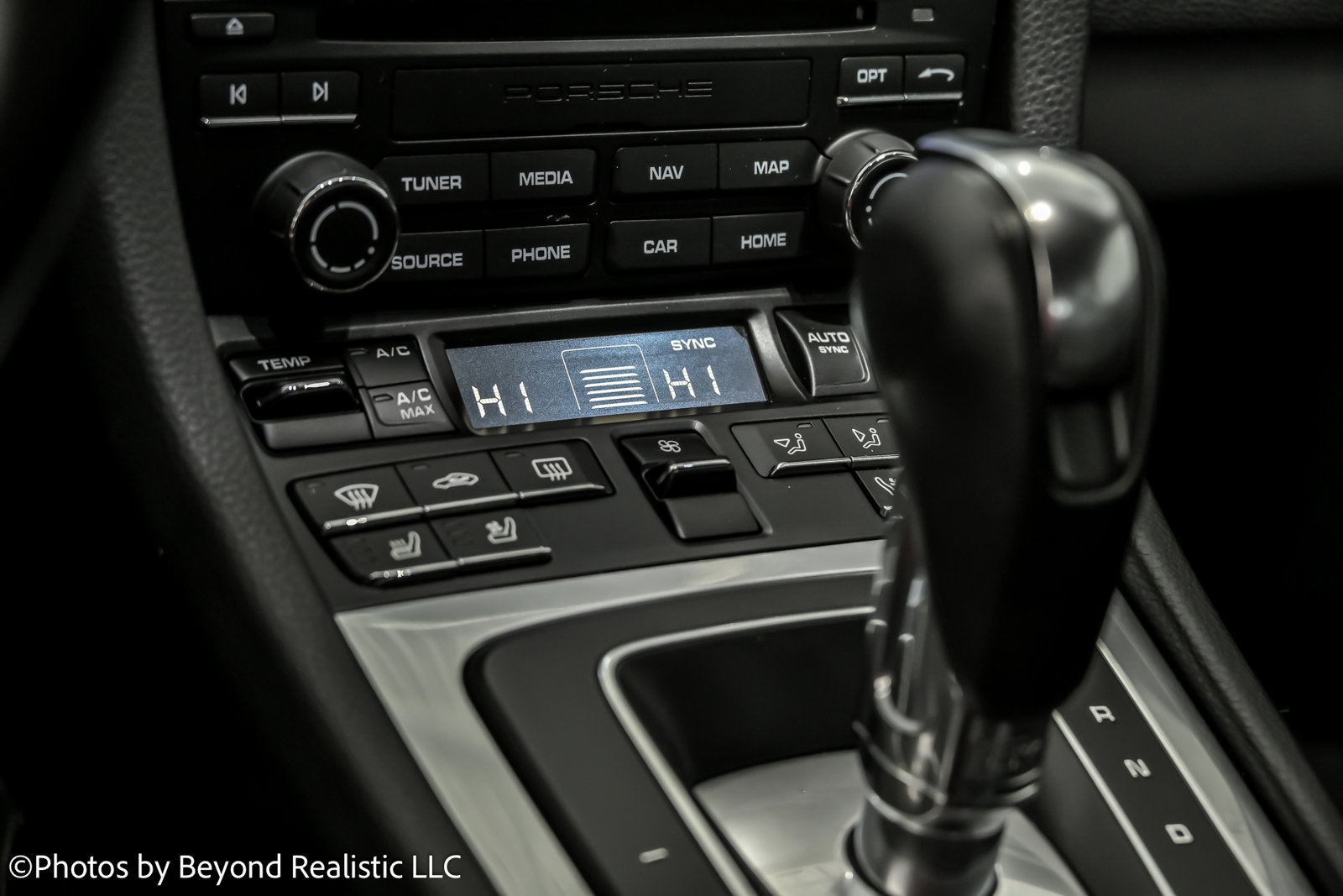 Used 2023 Porsche 718 Cayman T w/ Sport Chrono Package image 35