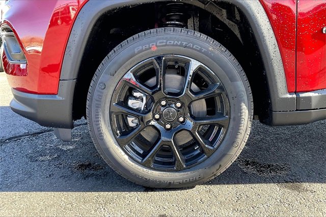 New 2026 Jeep Compass Latitude image 12