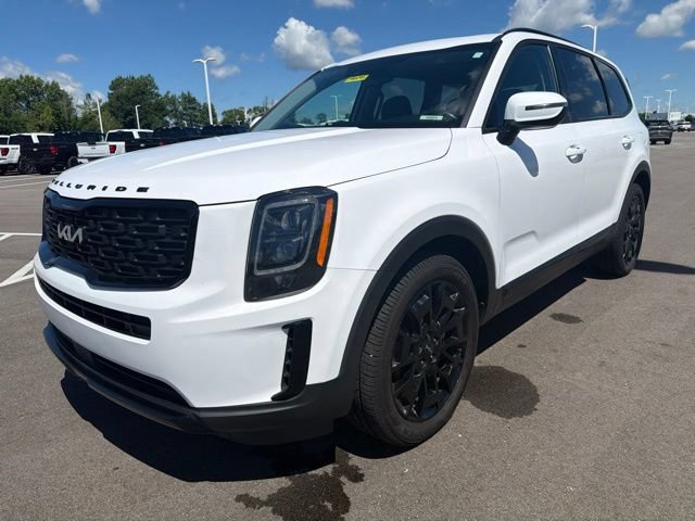 Used 2022 Kia Telluride EX w/ EX Premium Package AWD/4WD image 2