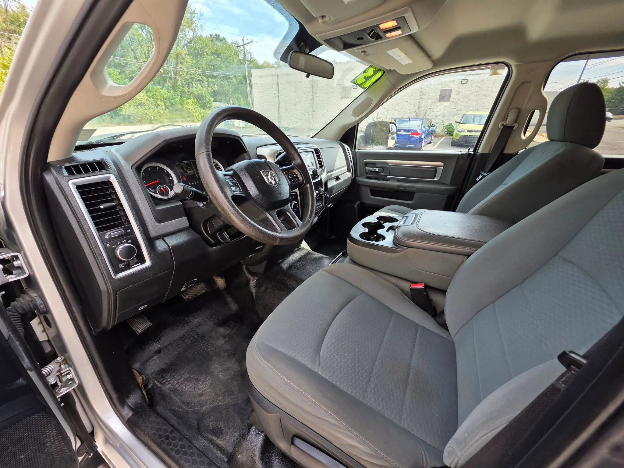 Used 2013 RAM 2500 Outdoorsman image 14