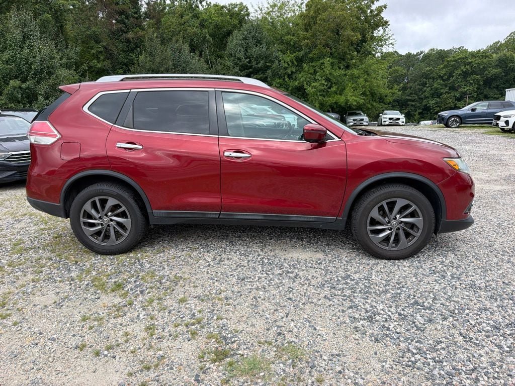 Used 2016 Nissan Rogue SL w/ SL Premium Package AWD/4WD image 3