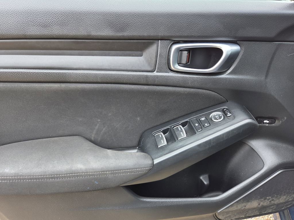 Used 2025 Honda Civic LX image 16