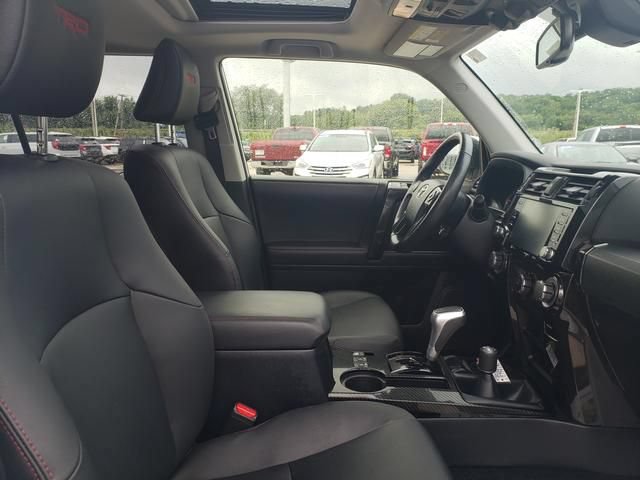 Used 2024 Toyota 4Runner TRD Off-Road Premium w/ Moonroof Package AWD/4WD image 20