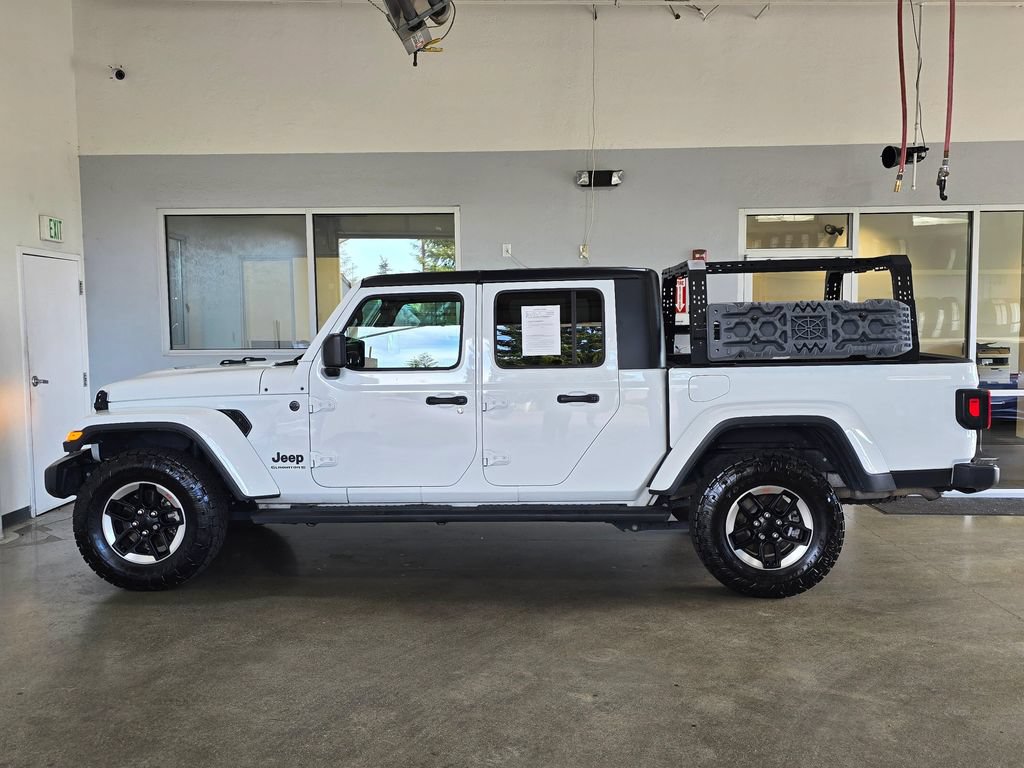 Used 2023 Jeep Gladiator Sport AWD/4WD image 7