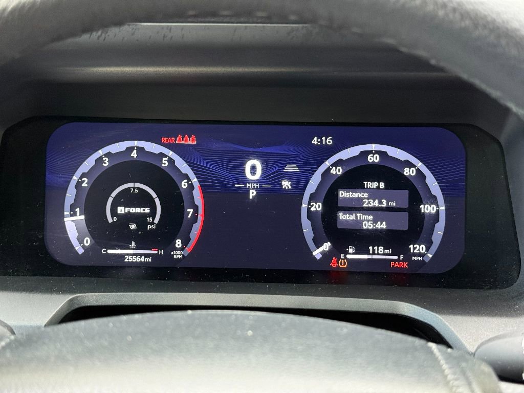 Used 2024 Toyota Tacoma TRD Off-Road image 3