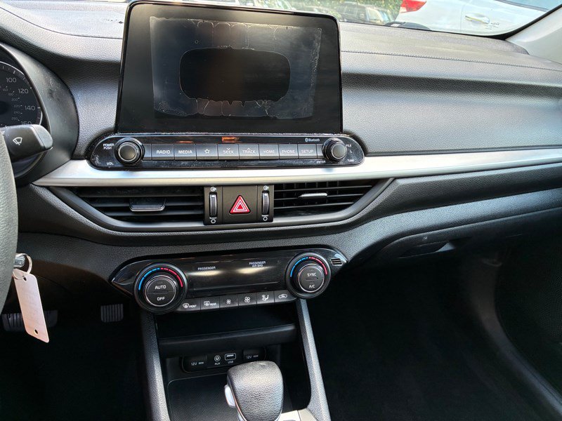 Used 2019 Kia Forte LXS FWD image 10