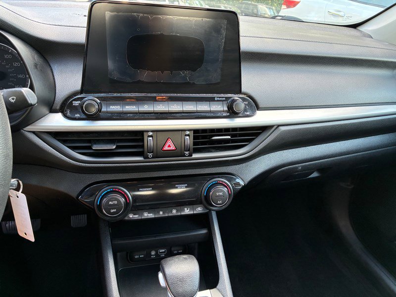 Used 2019 Kia Forte LXS FWD image 10