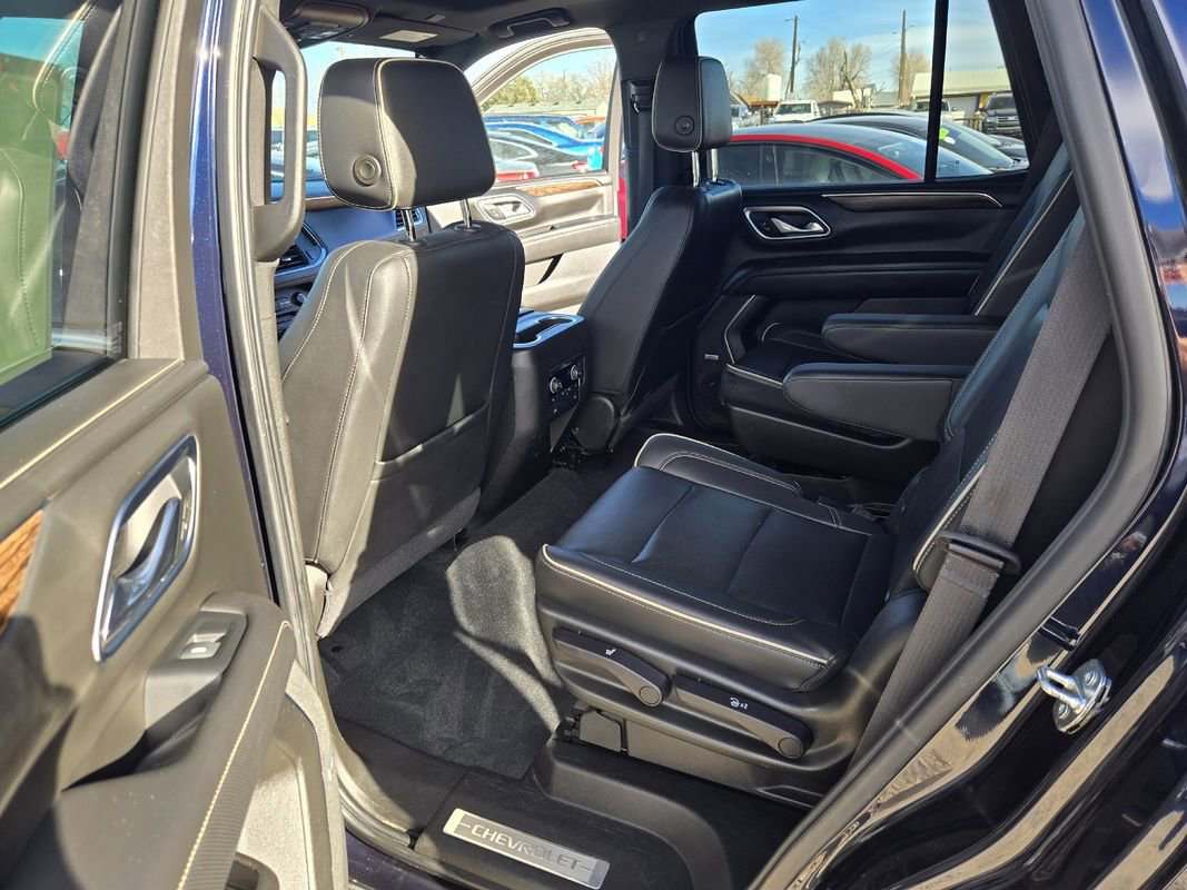 Used 2021 Chevrolet Tahoe Premier w/ Premium Package image 25