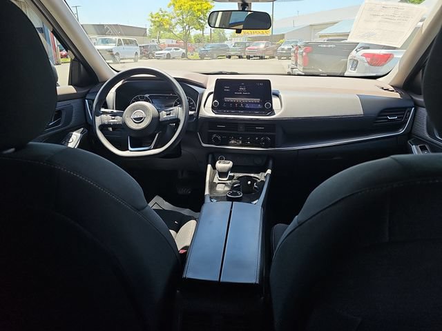 Used 2023 Nissan Rogue S AWD/4WD image 22