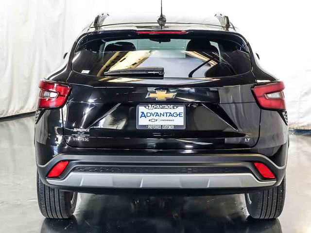 Certified 2026 Chevrolet Trax LT FWD image 8