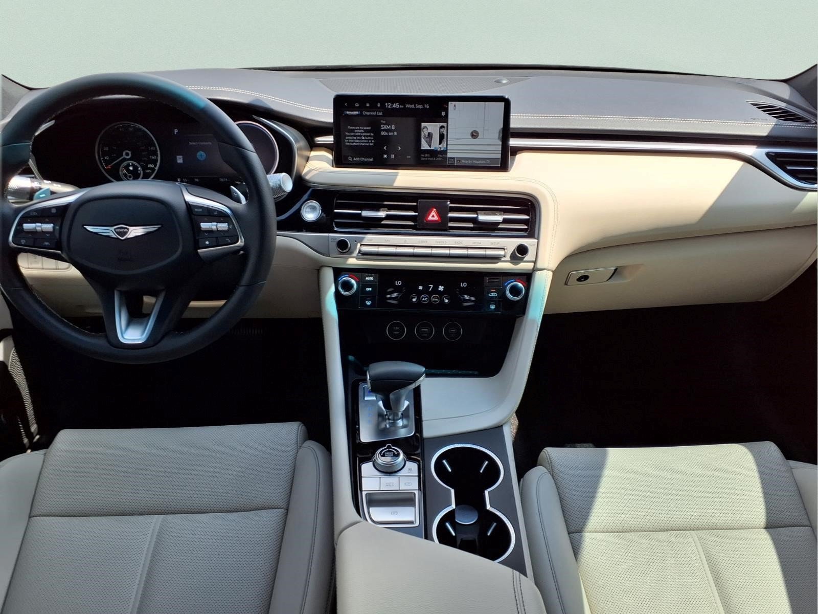 Used 2026 Genesis G70 2.5T RWD image 13