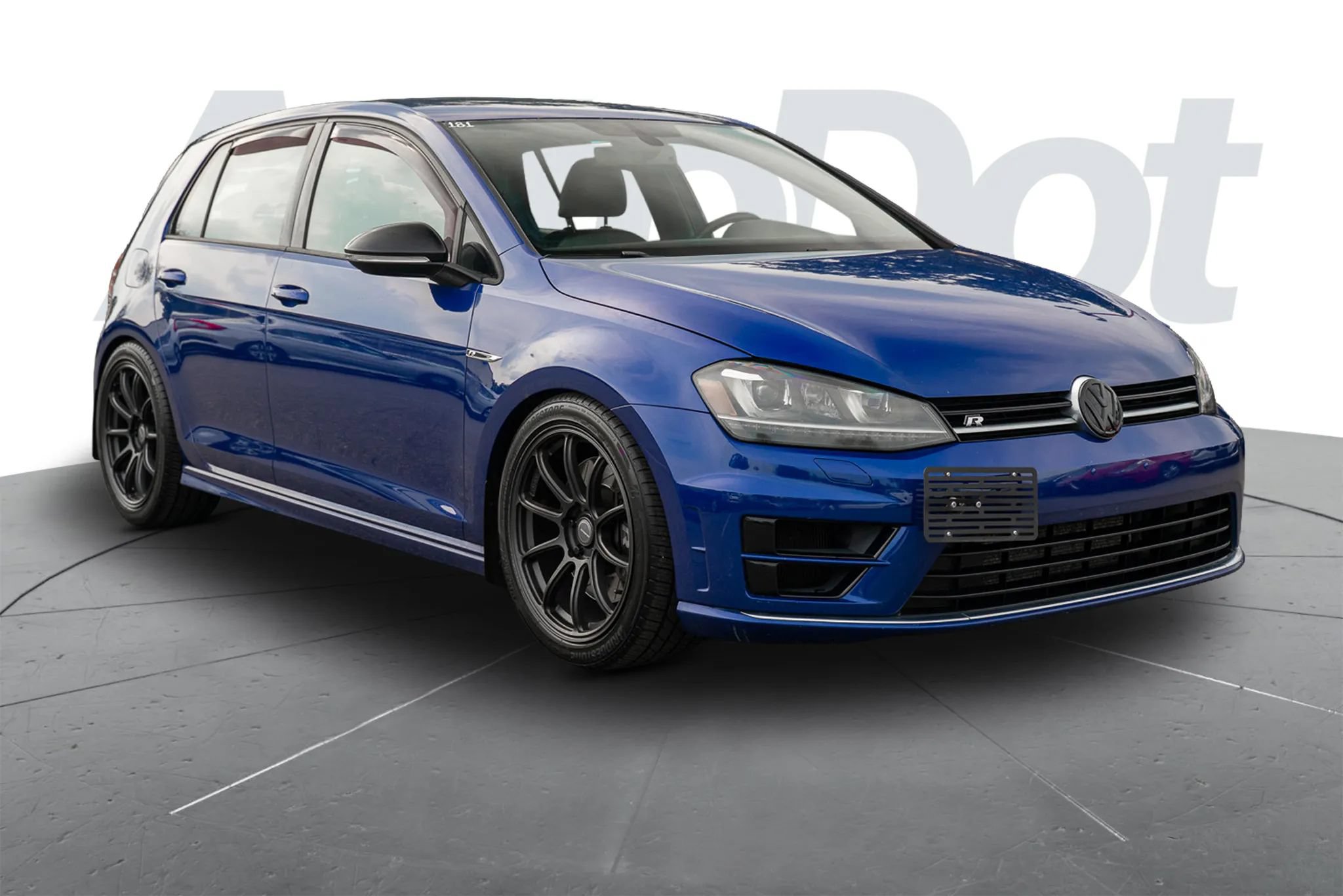 Used 2016 Volkswagen Golf R 4-Door AWD/4WD image 4