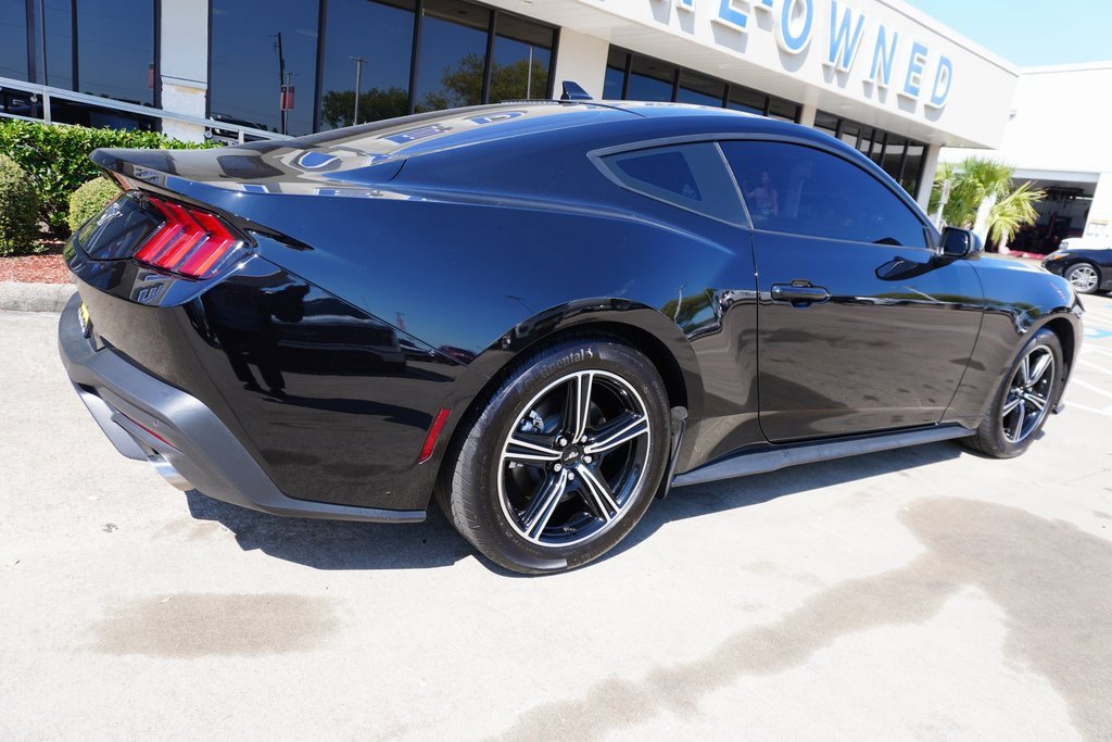 Certified 2025 Ford Mustang Coupe image 6