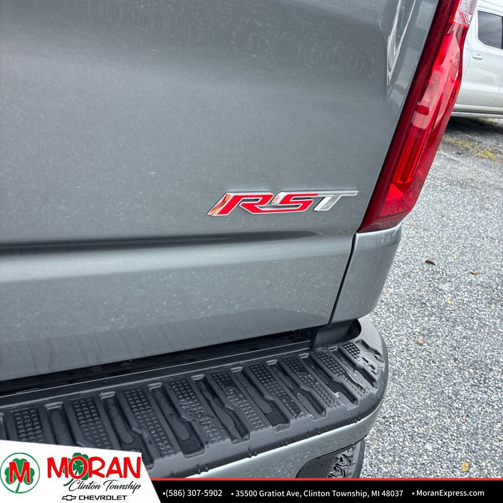 Used 2026 Chevrolet Silverado 1500 RST AWD/4WD image 8