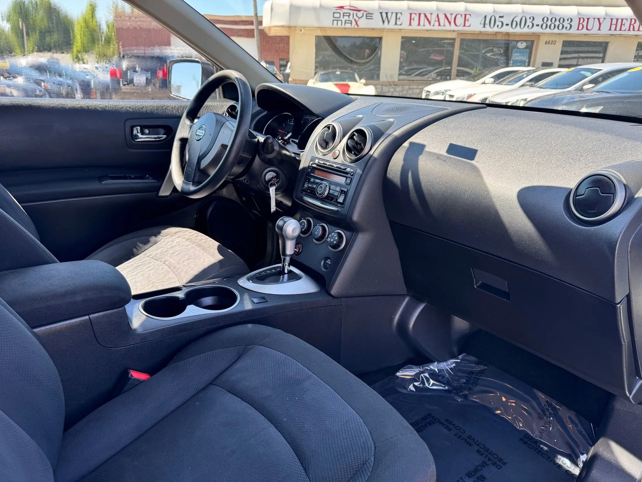 Used 2015 Nissan Rogue S image 23