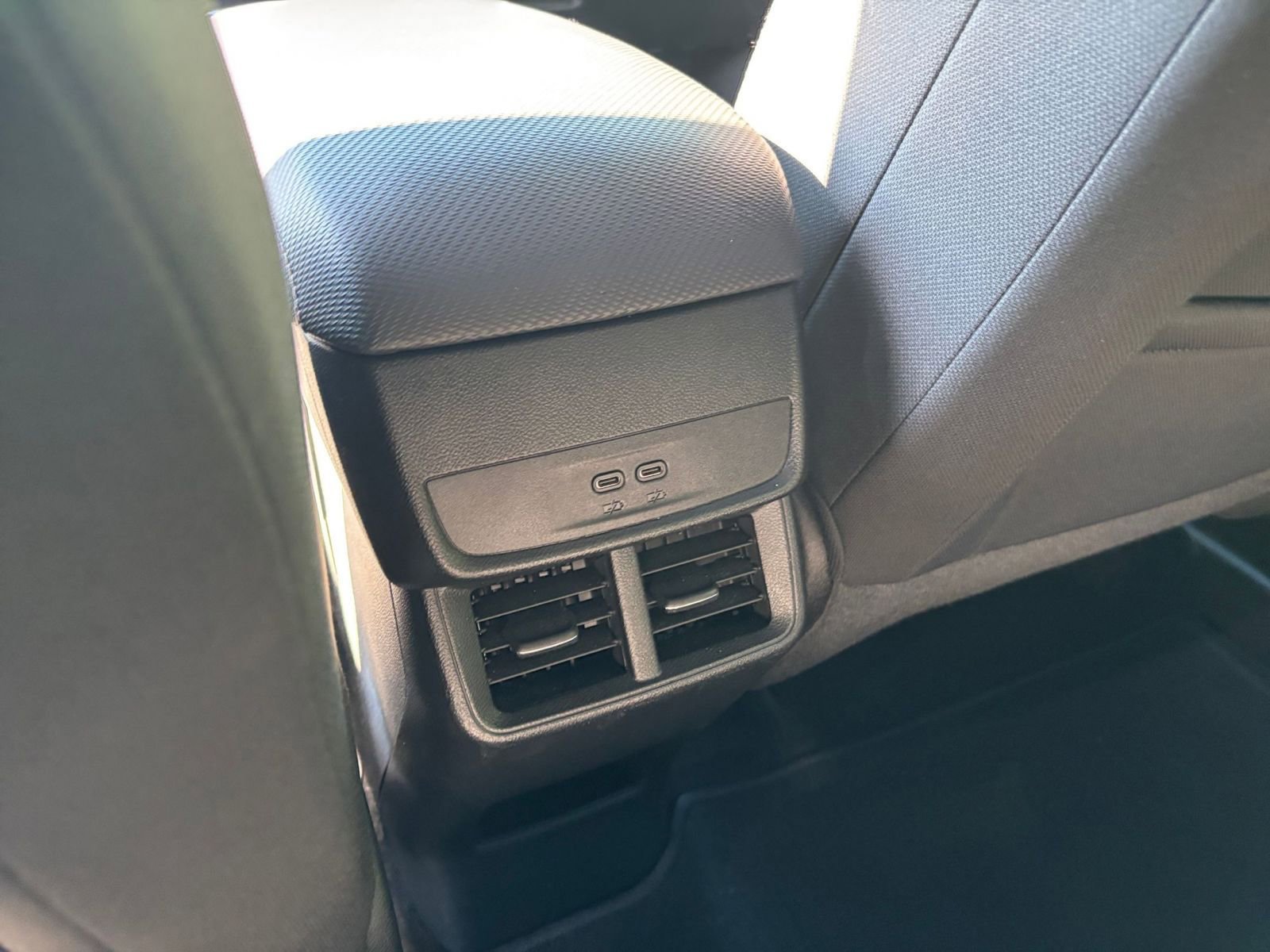 Used 2025 Chevrolet Equinox LT FWD image 20