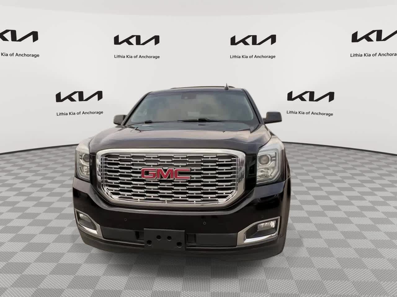 Used 2019 GMC Yukon Denali AWD/4WD image 5