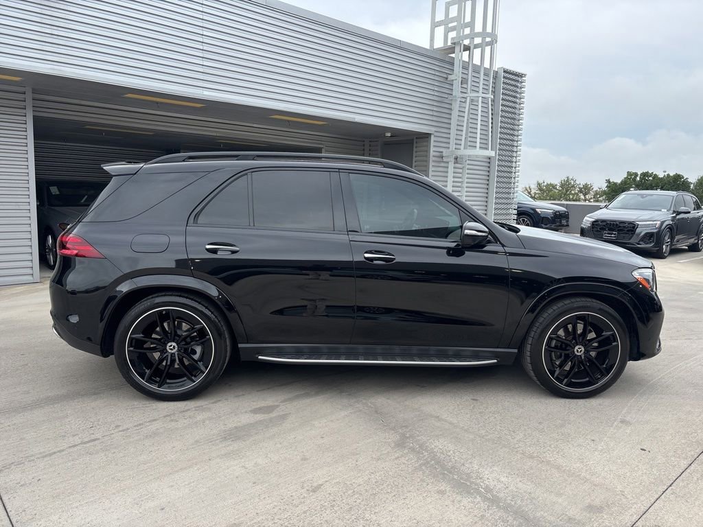 Used 2025 Mercedes-Benz GLE 450 4MATIC image 4