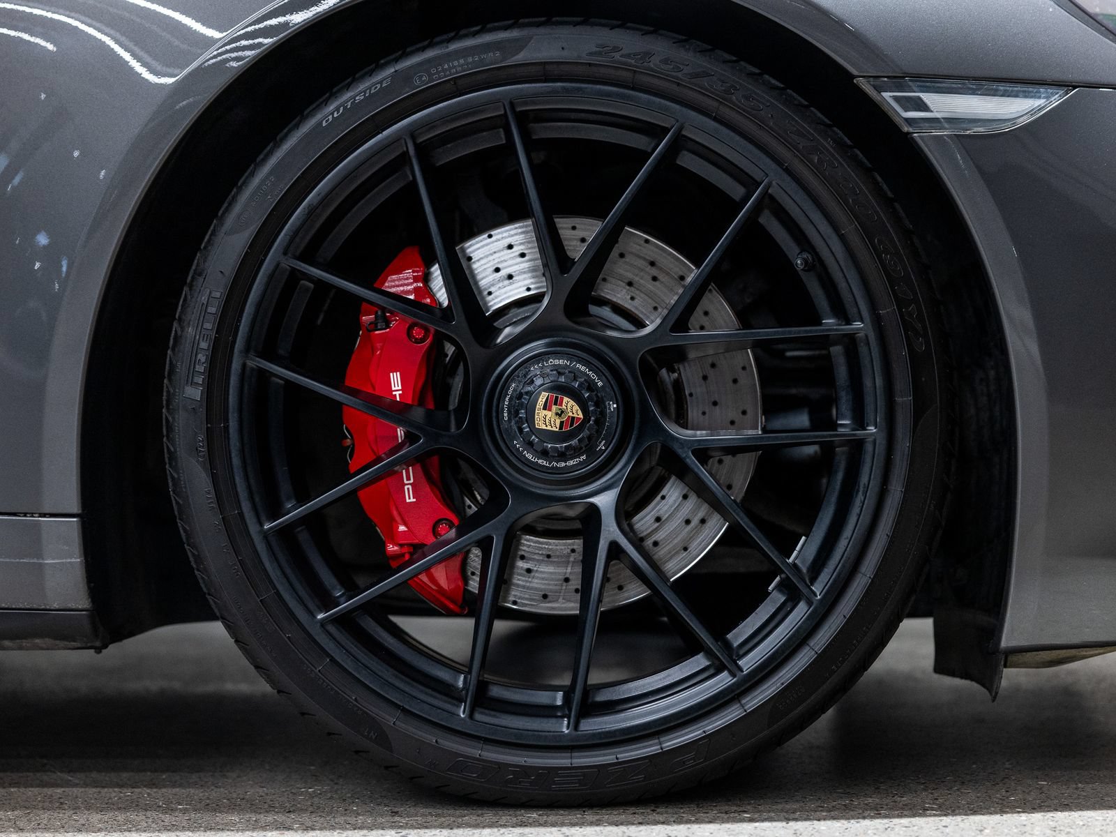 Certified 2018 Porsche 911 Carrera GTS RWD image 19