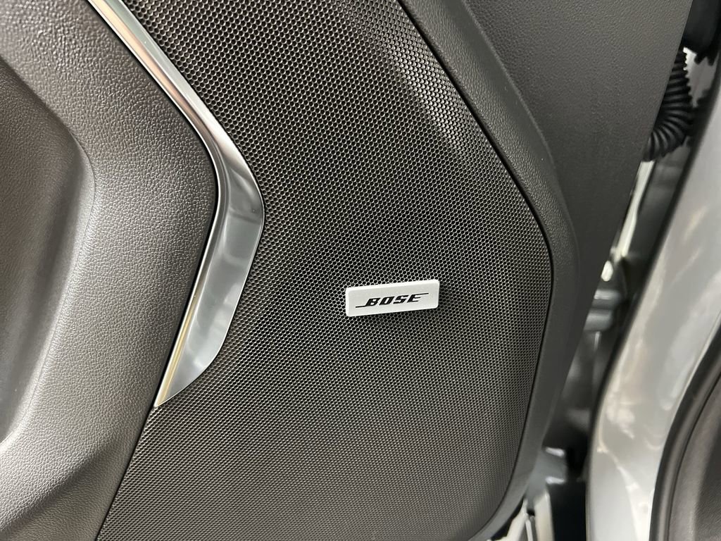 Certified 2025 GMC Yukon Elevation w/ Elevation Premium Package AWD/4WD image 25