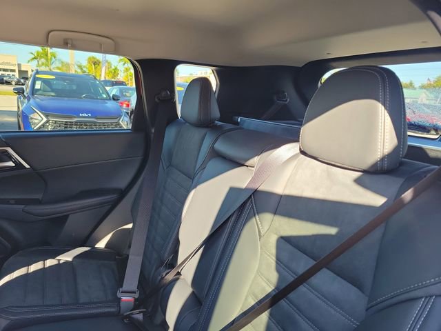 New 2026 Mitsubishi Outlander SE image 13