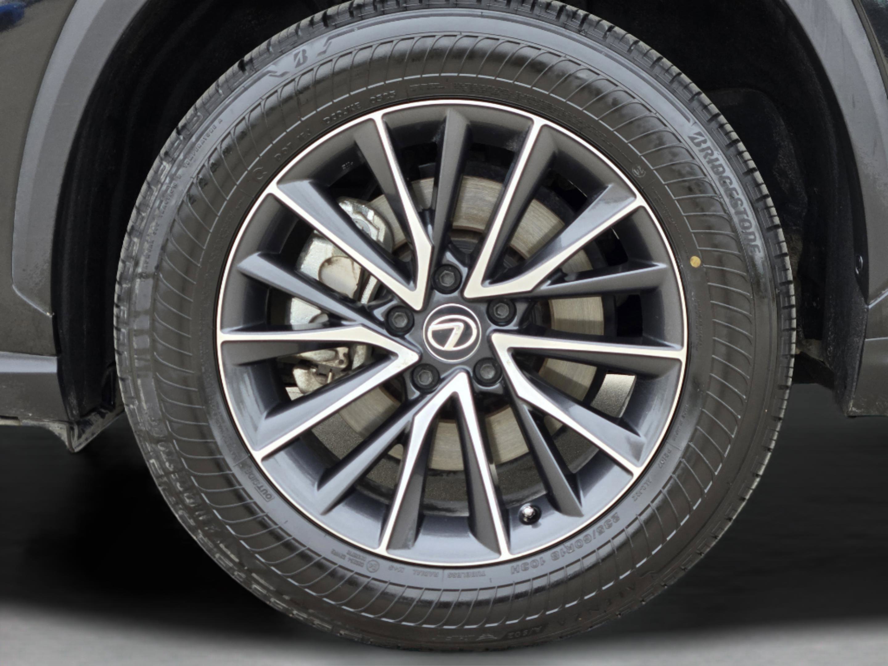 Used 2024 Lexus NX 250 FWD image 38