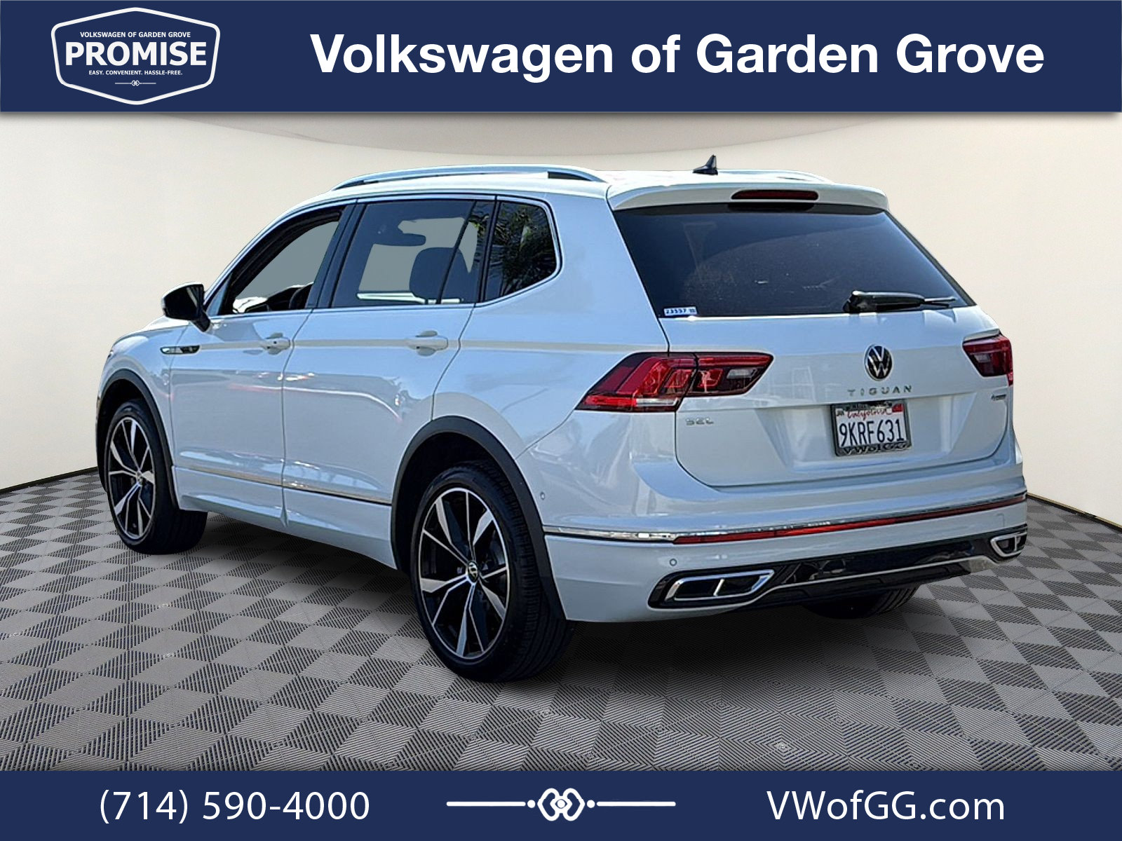 Used 2024 Volkswagen Tiguan SEL R-Line AWD/4WD image 6