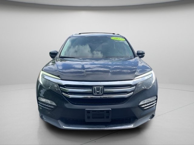 Used 2017 Honda Pilot Touring image 3
