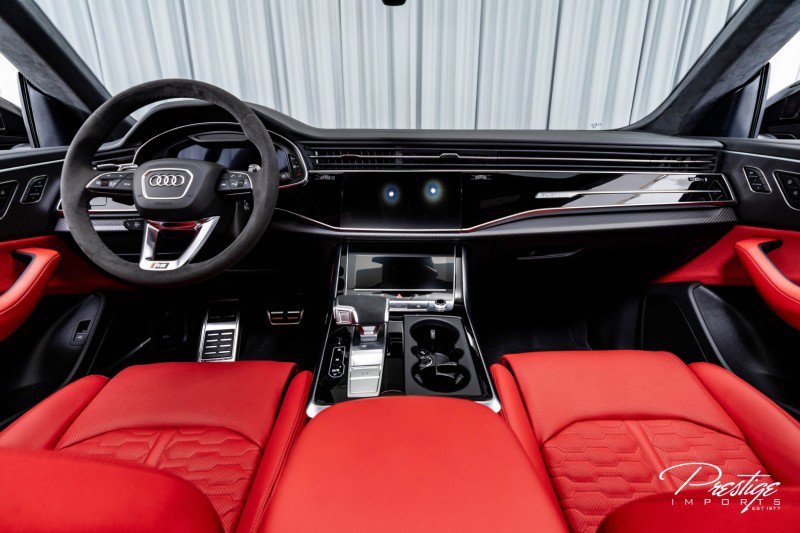 Used 2025 Audi RS Q8 performance image 37