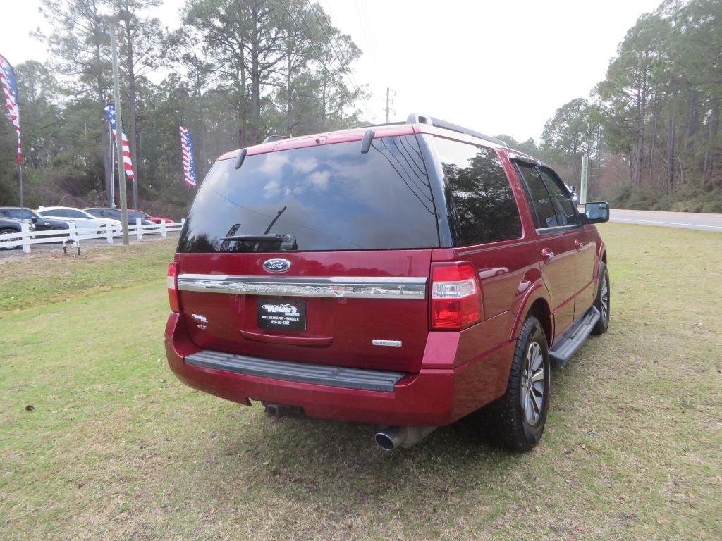 Used 2015 Ford Expedition XLT w/ Equipment Group 201A RWD image 6
