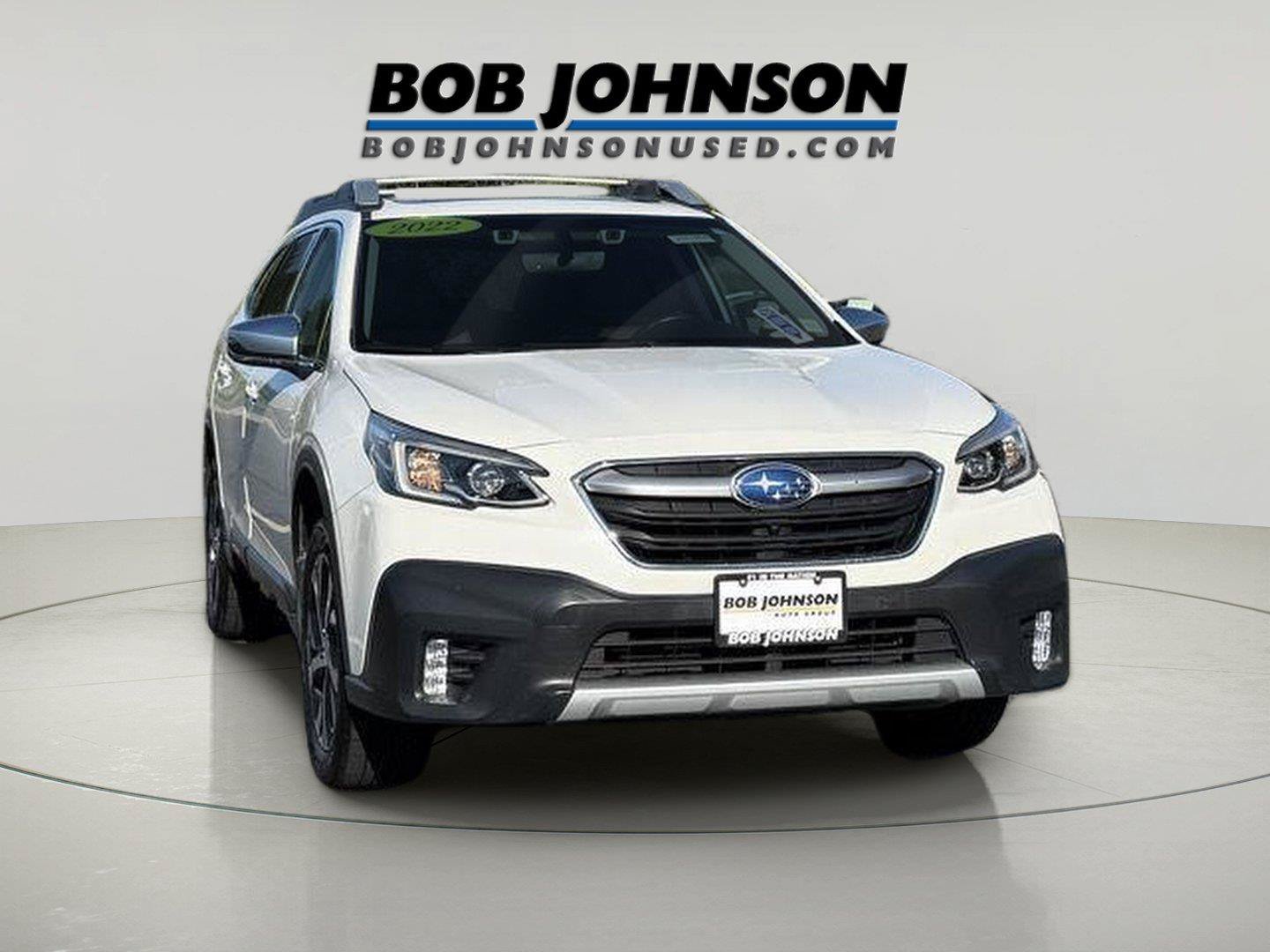 Used 2022 Subaru Outback Touring AWD/4WD image 1