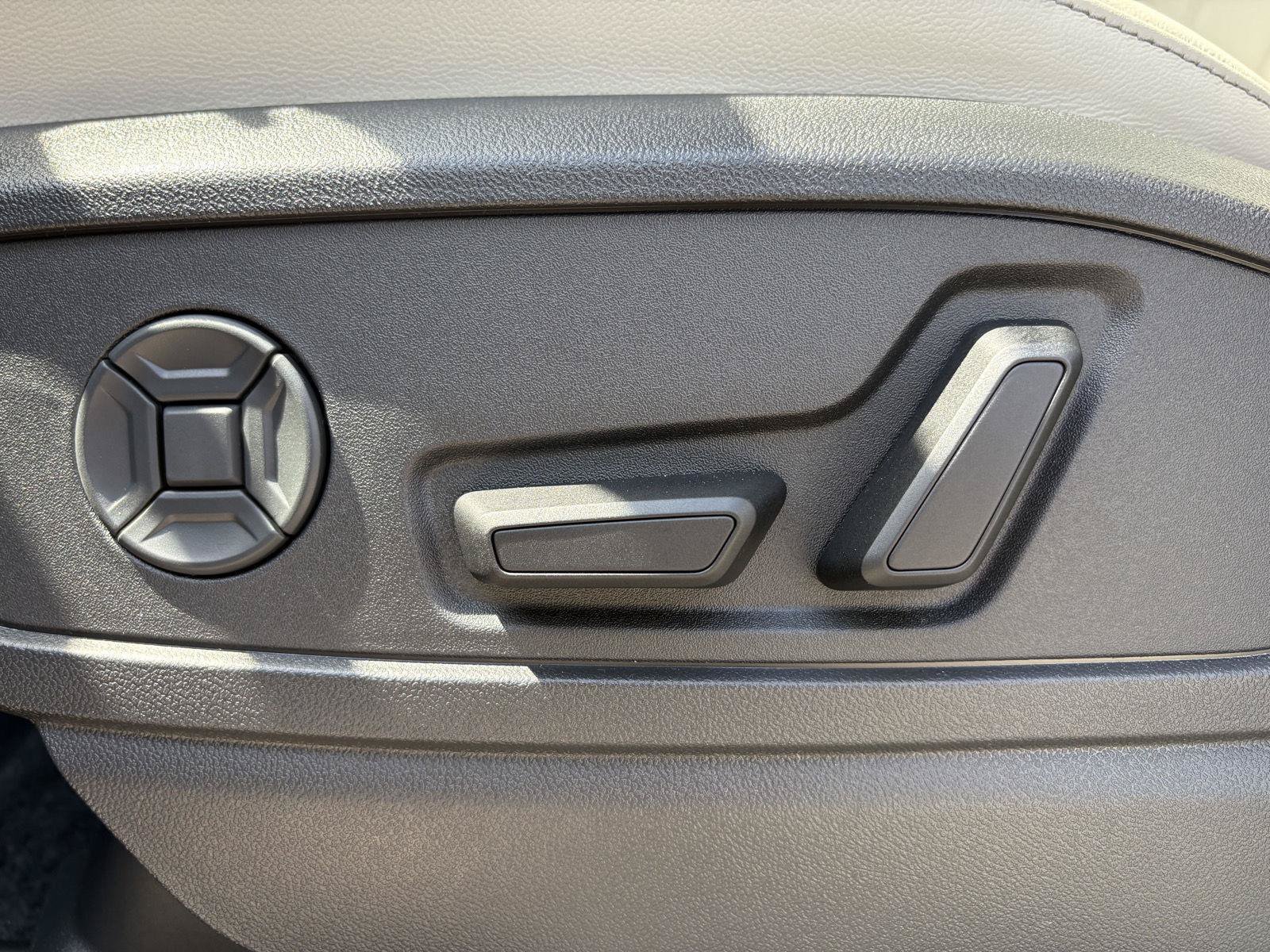 New 2026 Audi Q5 Premium Plus AWD/4WD image 11