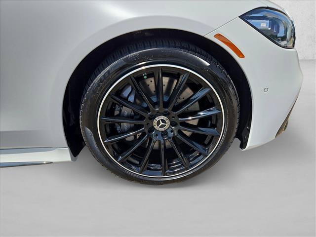 Used 2025 Mercedes-Benz S 580 4MATIC Sedan image 20
