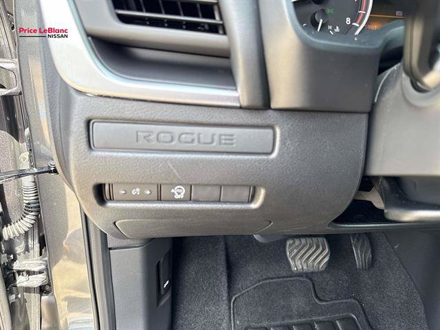 Certified 2026 Nissan Rogue S FWD image 24