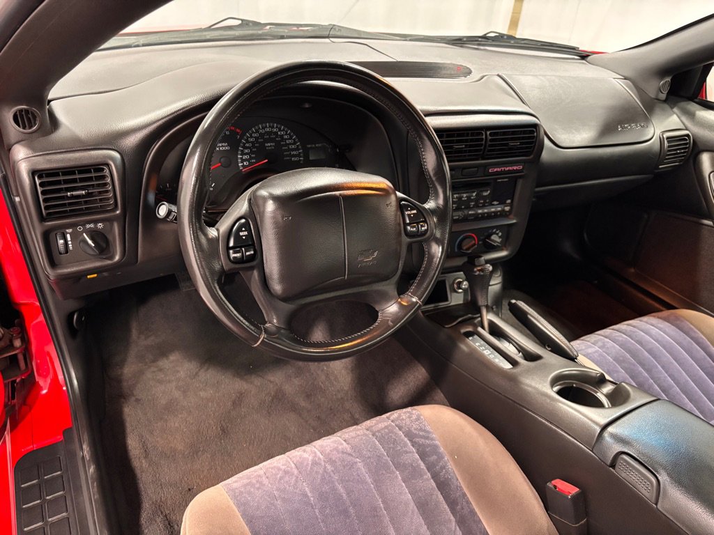 Used 2001 Chevrolet Camaro Z28 w/ Preferred Equipment Group 2 RWD image 9