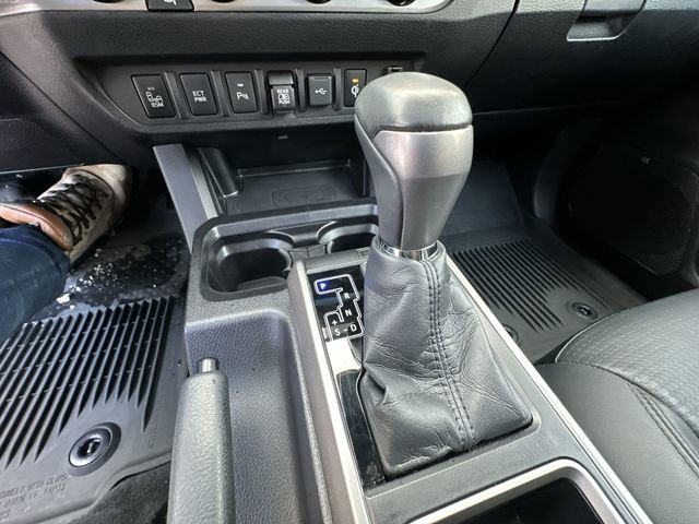 Certified 2021 Toyota Tacoma Limited w/ Blackout Package (TMS) image 24