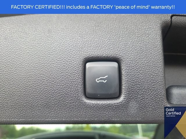 Certified 2025 Ford Escape Platinum AWD/4WD image 16