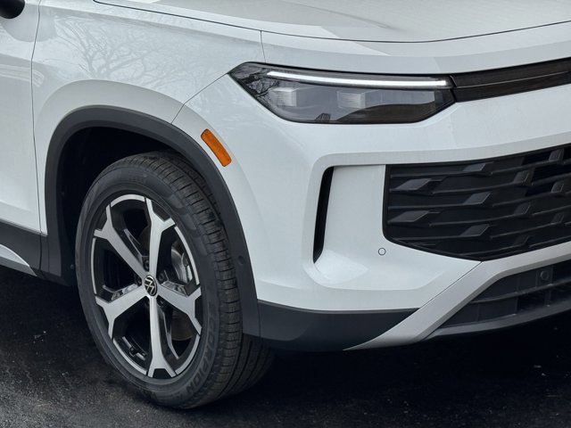 New 2026 Volkswagen Tiguan SE image 3