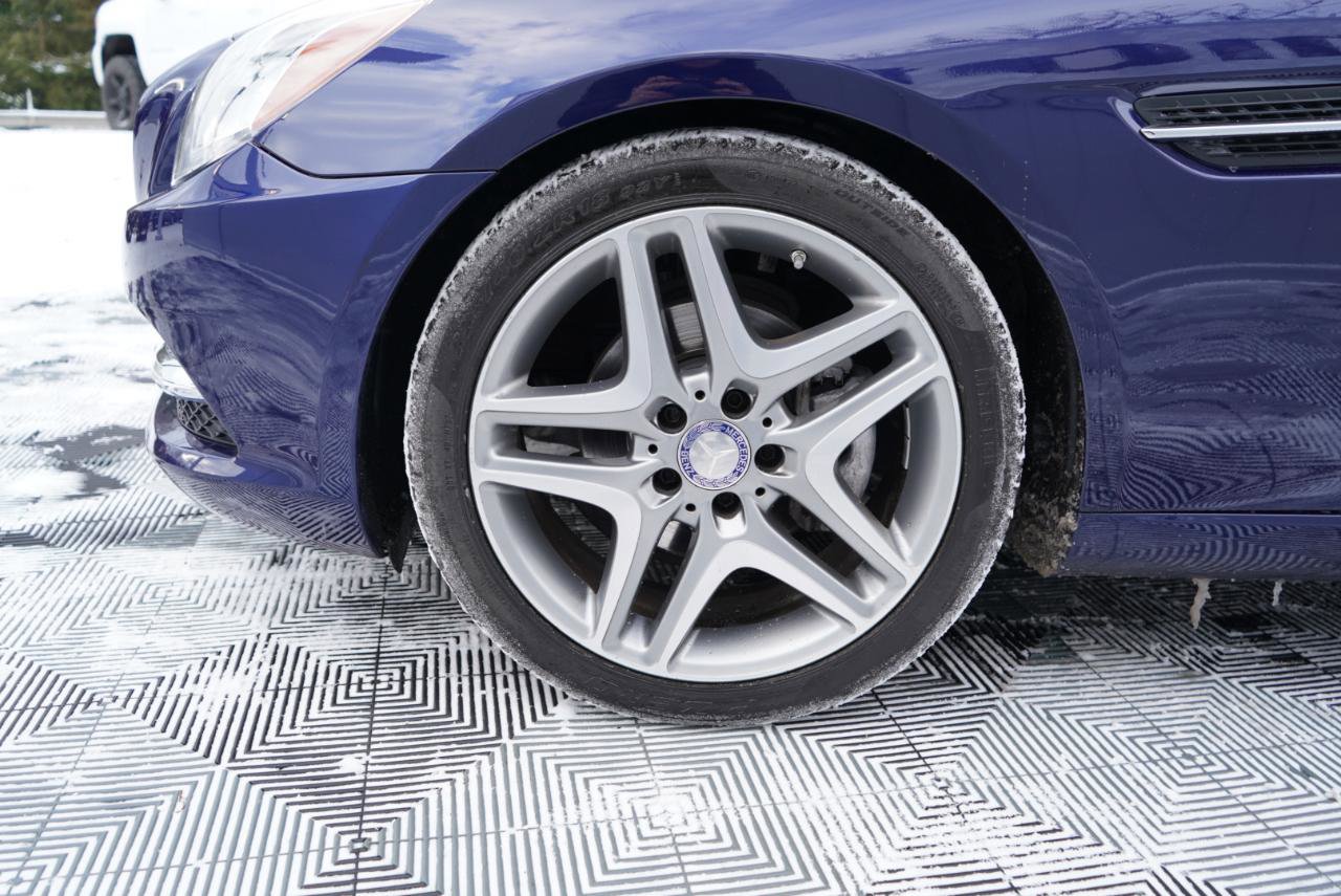 Used 2015 Mercedes-Benz SLK 250 image 22