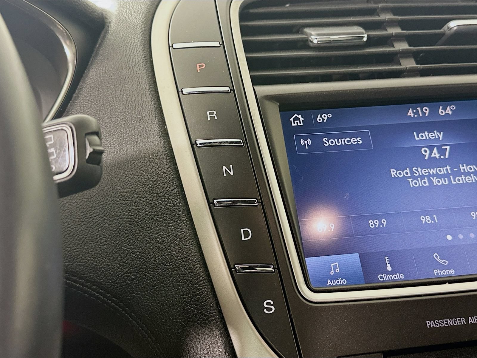 Used 2019 Lincoln Nautilus Reserve AWD/4WD image 28