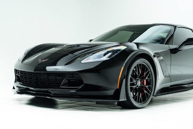 Used 2015 Chevrolet Corvette Z06 w/ 3LZ Preferred Equipment Group RWD image 10