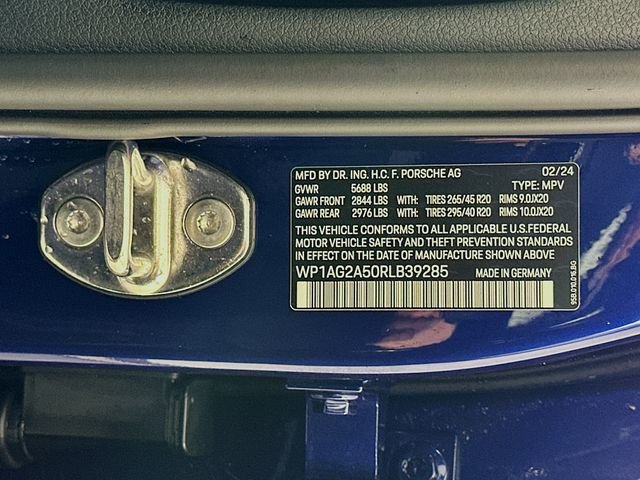 Used 2024 Porsche Macan S AWD/4WD image 34