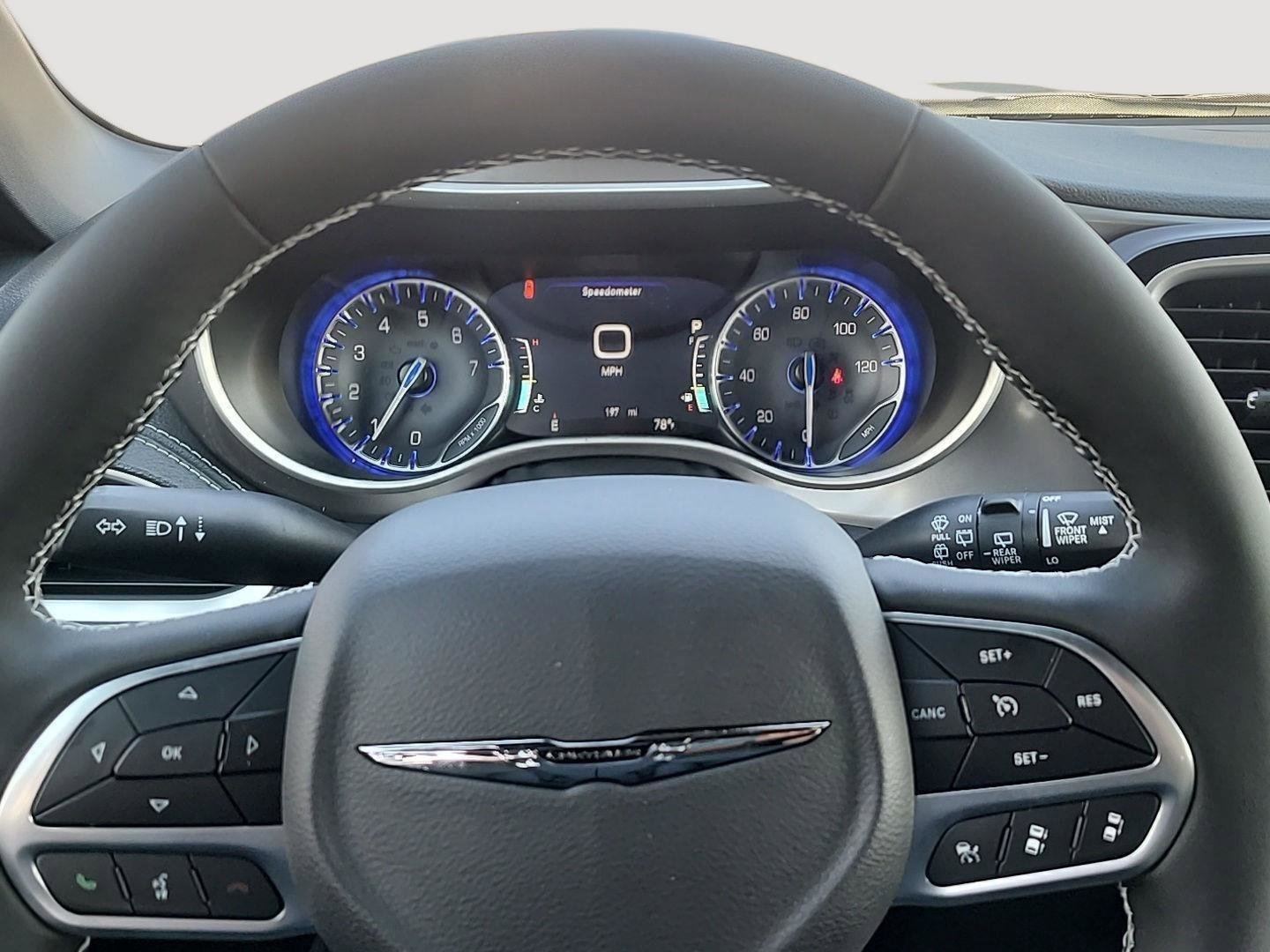 New 2026 Chrysler Pacifica Select image 15